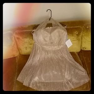 Alexia Admor Gold Shimmer Dress